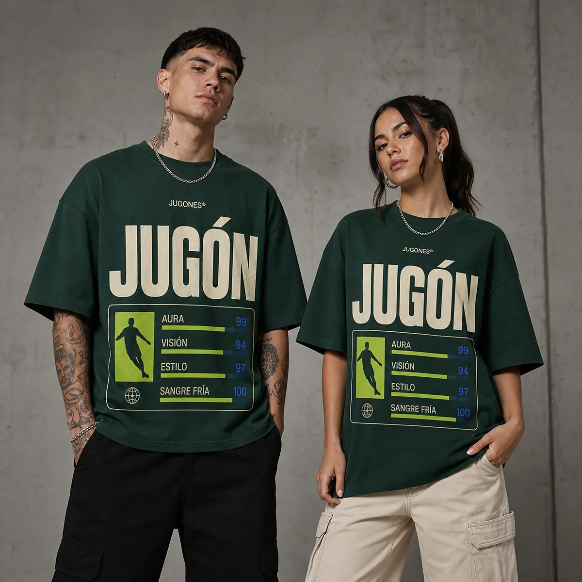 Camiseta Estadísticas de la Colección Aura 01, llevada en corte jugón y en corte jugona